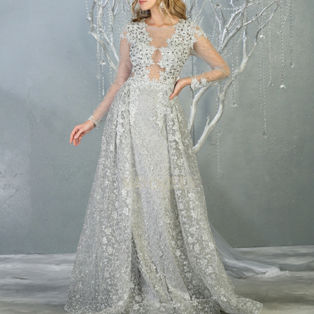 GOLD OR SILVER BEADED LACE EVENING GOWN - Picture 5 of 8